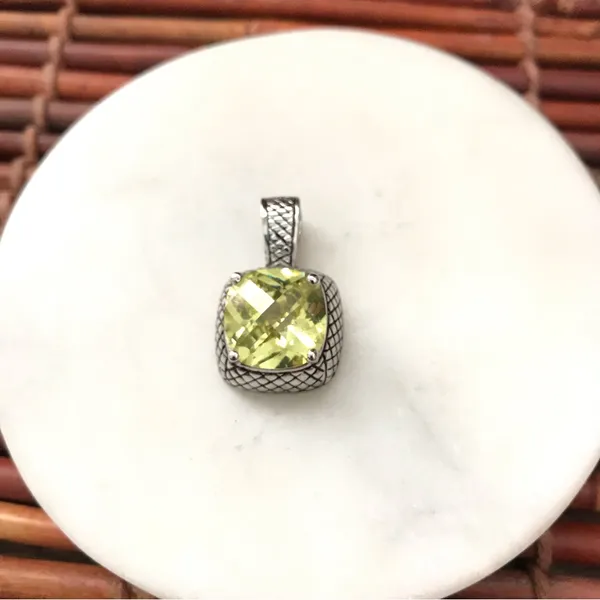 Premier Designs Citrine Yellow Stone Pedant Silver Tone - Image 8