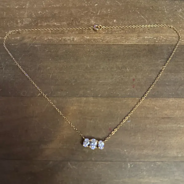 Vintage gold tone three stone necklace - Image 4