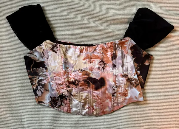 Boutique Top Multiple - Image 2