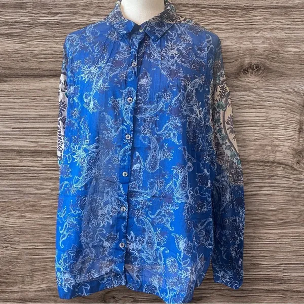 Free people Rose bud paisley print Point Collar Neck .Long Sleeve Blouse - Image 2