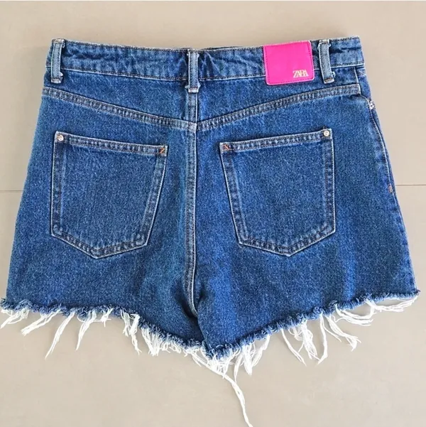 Zara High Rise Blue Raw Hem Shorts Size 6 - Image 2