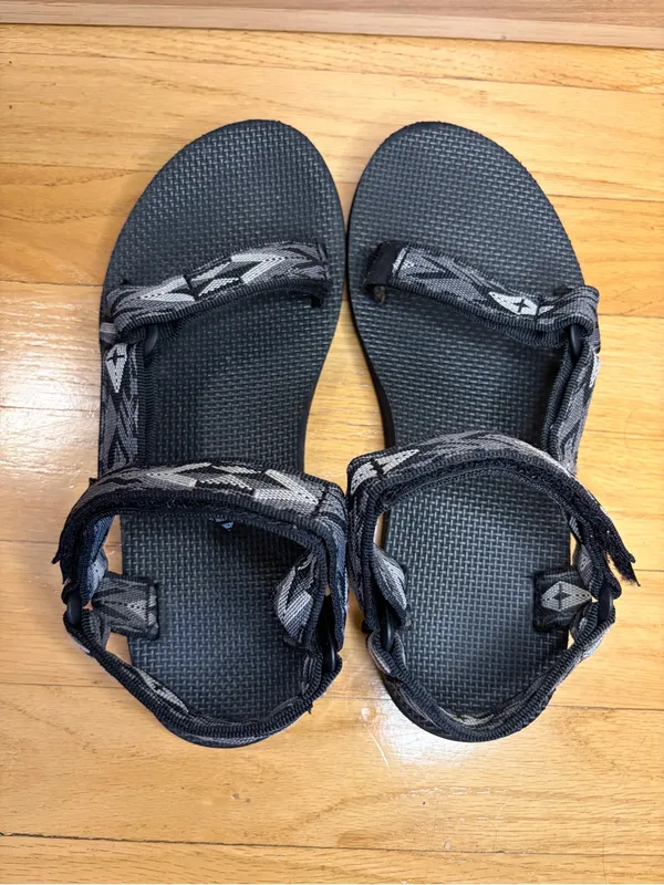 Teva Original Universal Women's Sandals - Size 8 - Image 5