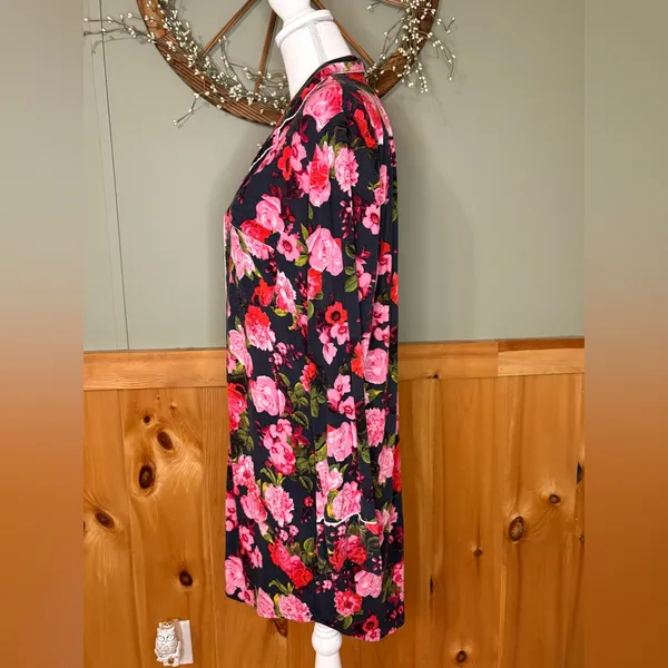 Victoria's Secret Floral Cozy Gown. Size M - Image 3