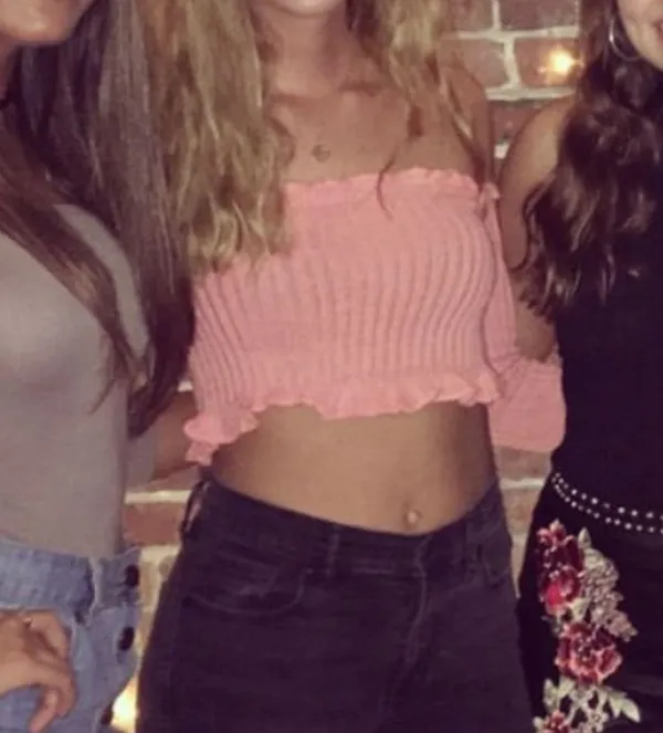 Ribbed Off-the-Shoulder Crop Top - Image 5