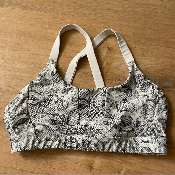 Soul by SoulCycle white snakeskin set - Image 3