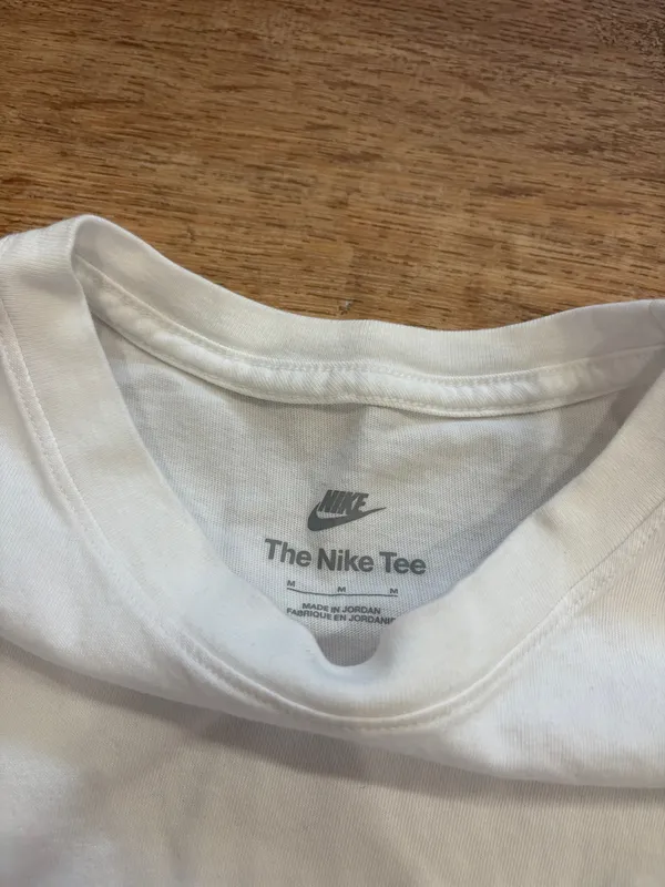 Nike White Tee Graphic - Image 3