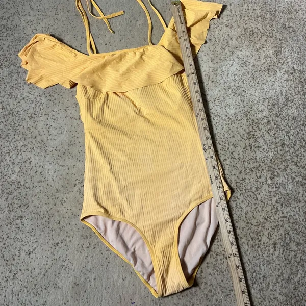 Albion Fit Womens Yellow Ribbed Ruffle Off The Shoulder One Piece Swimsuit‎ S - Image 2