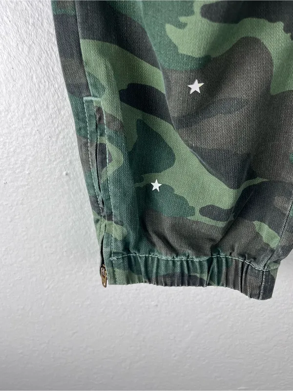 SUNDRY No. 95 Green Camo Stars Joggers Size 27 Casual Glamping Boho Hunting - Image 7
