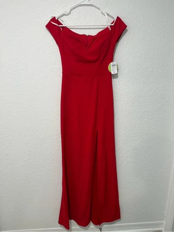 NWT WINDSOR Elegant Red Off-Shoulder Evening Gown Size 5/6 - Image 4
