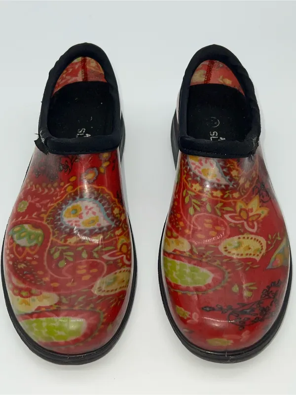 Sloggers Women's Waterproof Garden Slip On Clog Shoes in Red Paisley Print-Sz 7 - Image 4