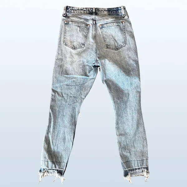 Abercrombie and Fitch Curve Love High Rise Mom Jean, Size 27 (4) Regular - Image 7