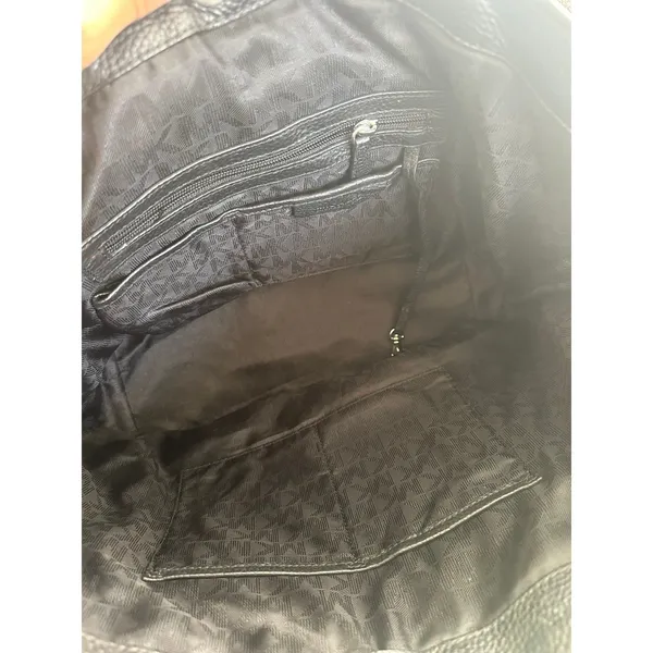 Michael Kors Large Soft Leather Black Snap Button Tote Bag Metal Logo Charm - Image 5