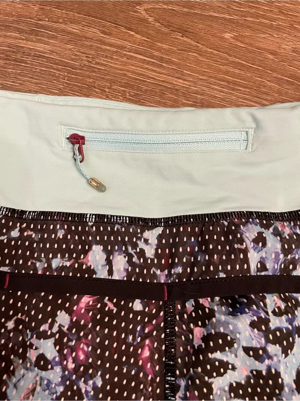 lululemon athletica Speed Short *4-way Stretch Abstract Print Athletic Shorts 10 - Image 6