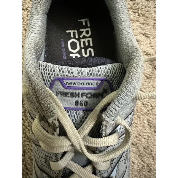 New Balance Womens 860v12 Running Shoe Size 10 Fresh Foam - Image 11