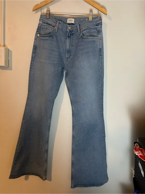 NWOT Citizens of Humanity Isola Flare jeans 27 - Image 2