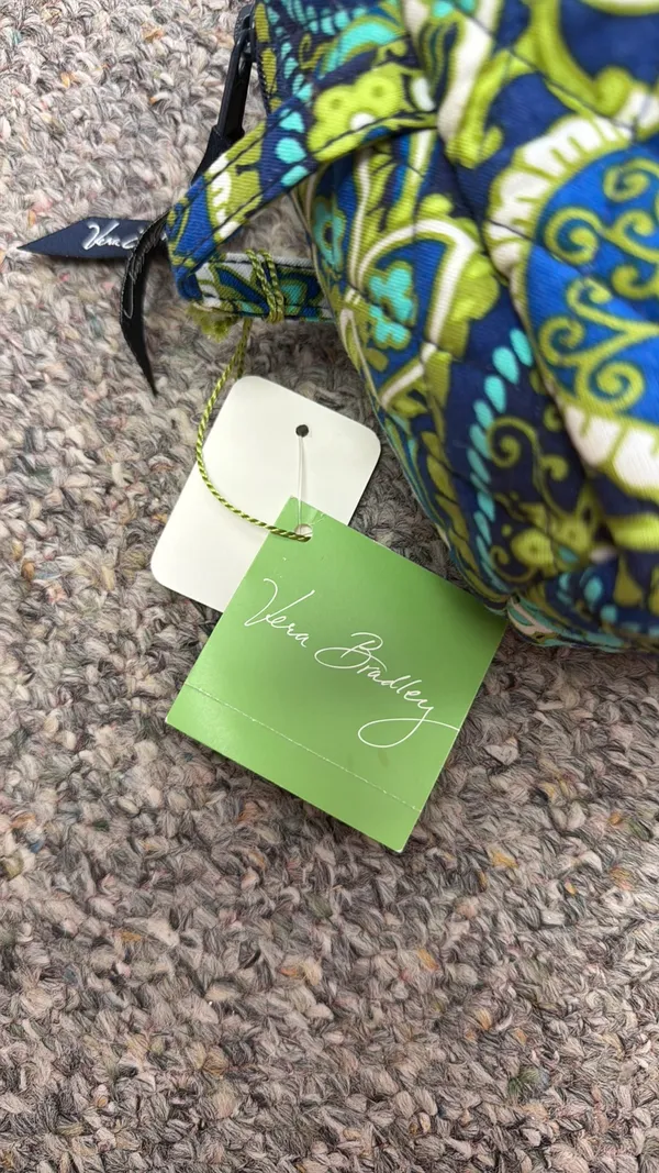 Vera Bradley Bag Makeup - Image 2