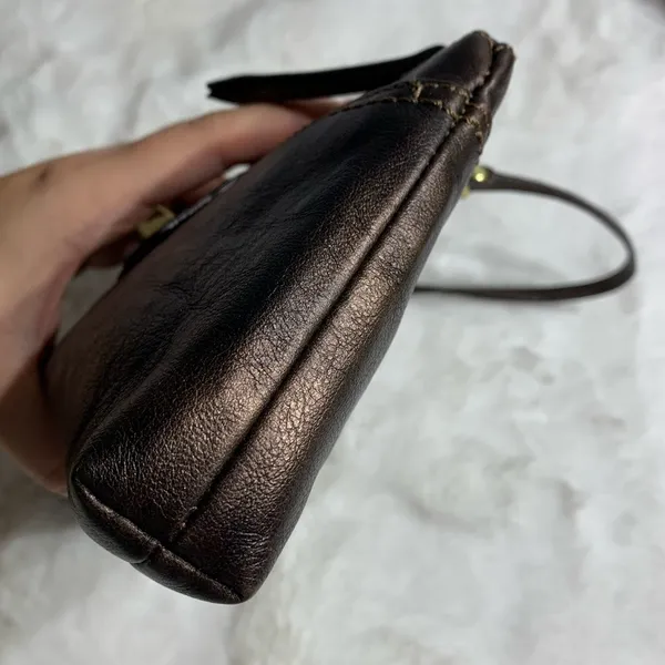 y2k COACH Bronze Turnlock Wristlet - Image 4