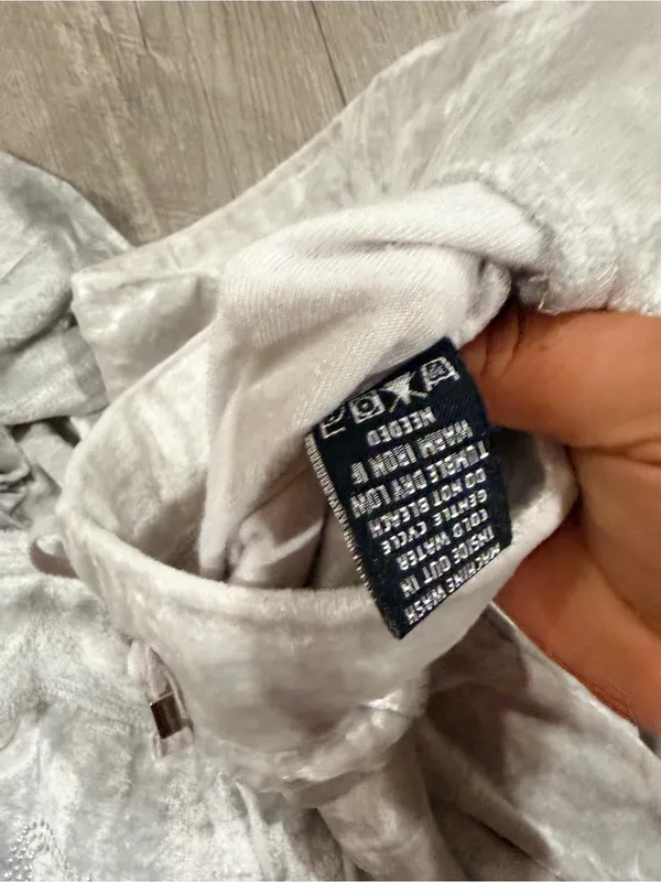BCBGMaxAzria Silver Light Gray Velvet Zip Hoodie Set - Image 15
