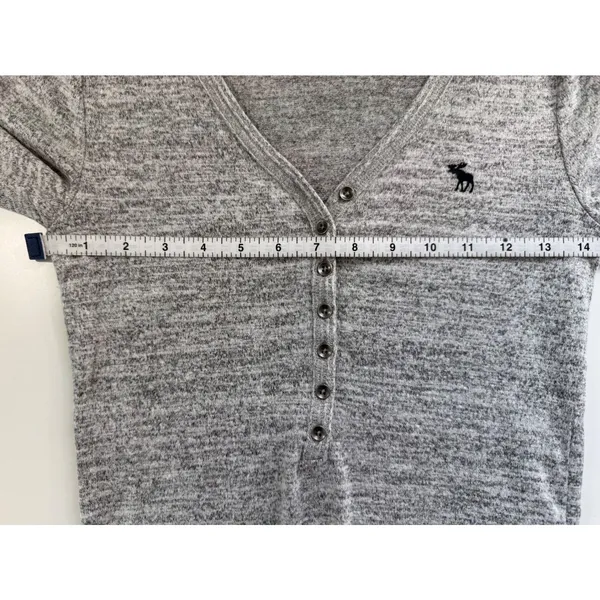 Abercrombie & Fitch Soft A&F Cozy Grey Marl Heathered Henley‎ Long Sleeve Small - Image 4