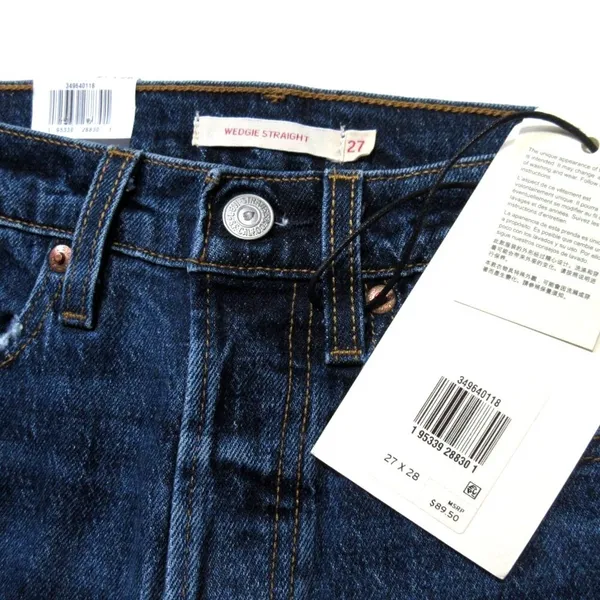 Levi's NWT Wedgie Straight in Salsa Roll Stretch Denim Crop Fray Jeans 27 - Image 3