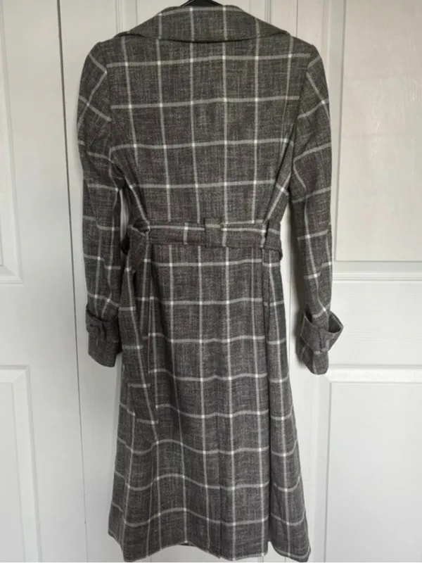 White House Black Market Gray Plaid Belted Trench Coat - Image 4