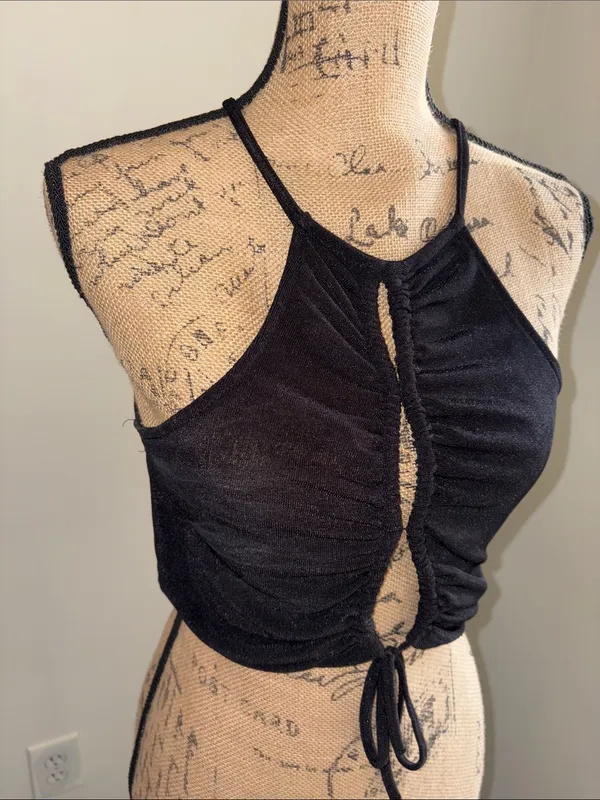 Forever 21 Black Ruched Halter Crop Top with Front Tie - Image 2