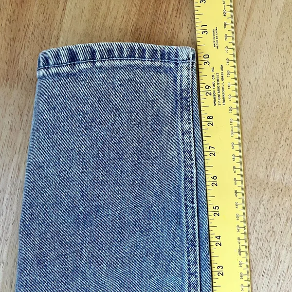 NWT Hollister Andi Adjustable Waist Low-Rise Light Wash Back Buckle Baggy Jeans - Image 7
