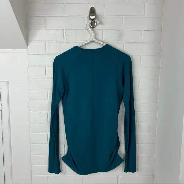 Athleta Fastest Track Running Activewear Long Sleeve Top Size S - Image 10