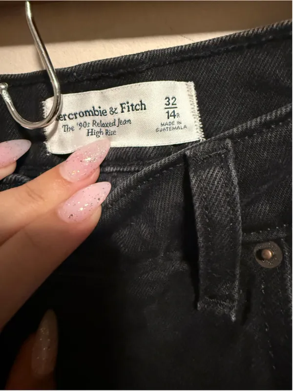 Abercrombie & Fitch High Rise '90s Relaxed Jean Black Fray Destroy Size 32 (14R) - Image 7