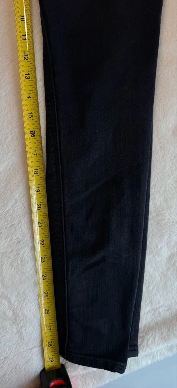 Express Women’s Black Mid Rise Stretch Jegging Jeans 5-Pocket Button Logo - Image 6