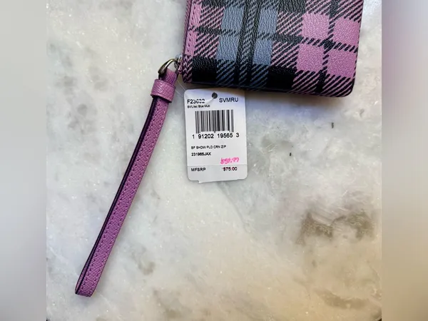 Coach Corner Zip Wristlet in Wild Plaid Print (F23632) - NWT - Image 4