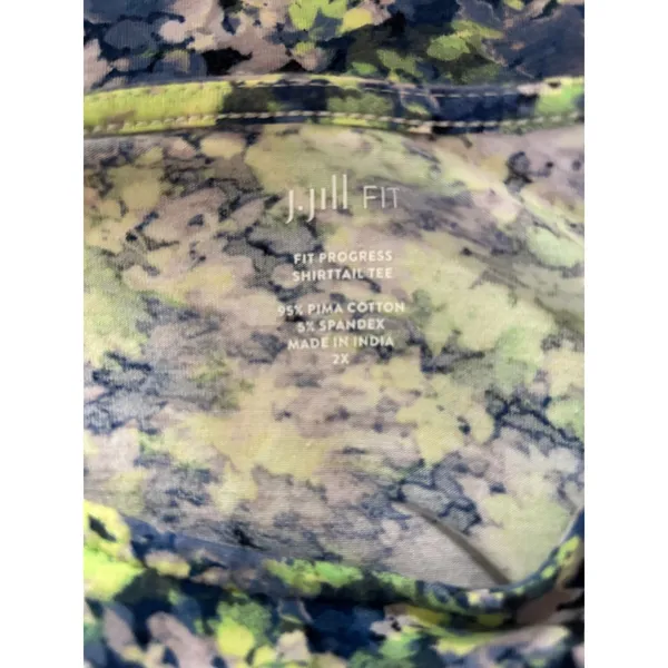 J. Jill NWOT Fit Progress Shirttail Pima Tee Multicolor Abstract Floral‎ Top - Image 3