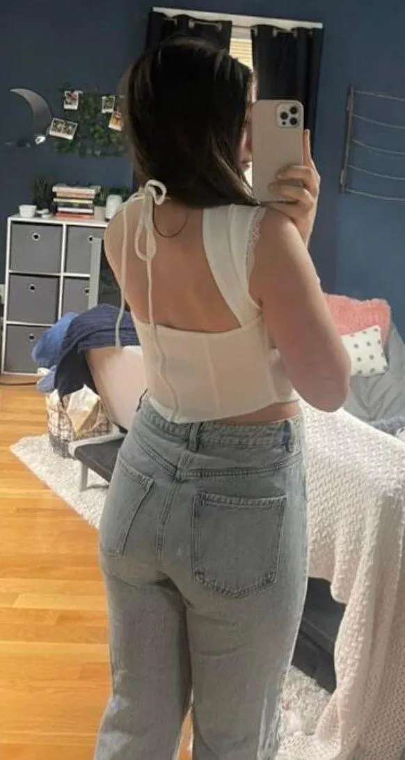 White Too - Image 2