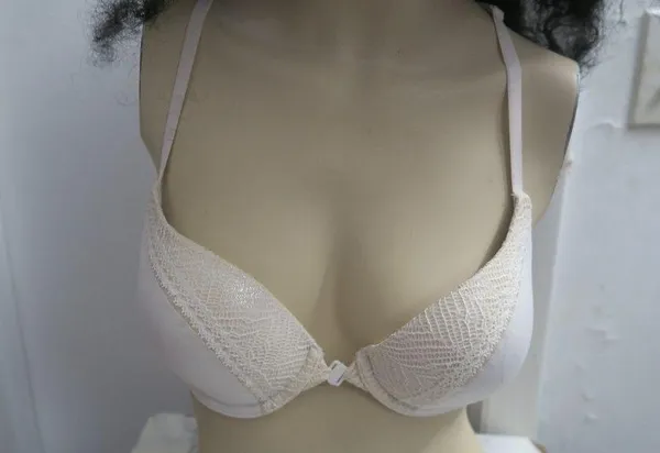 Victoria's Secret body by victoria perfect shape bra in white/ off white size 32D. - Image 2