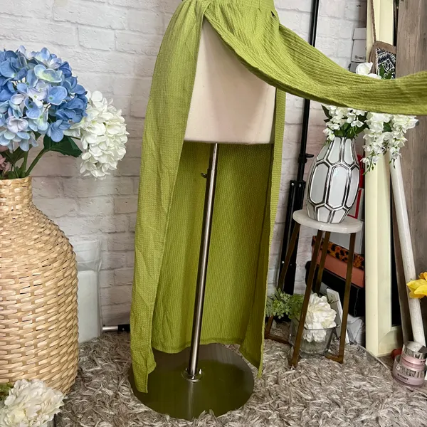 Avocado Green M Slit Skirt - Image 3