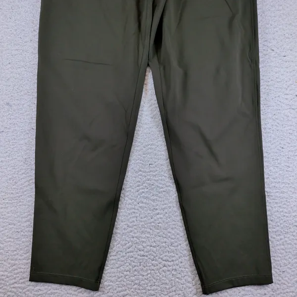 Lululemon Keep Moving Pant 7/8 Luxtreme Dark Olive High Rise W5DCFS Size 6 - Image 4