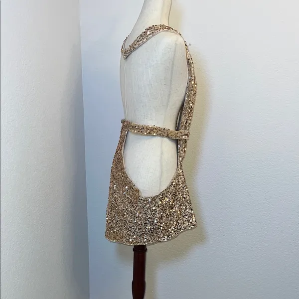 Knowles Gold Sequin Plunge Bodycon‎ Dress - Image 5