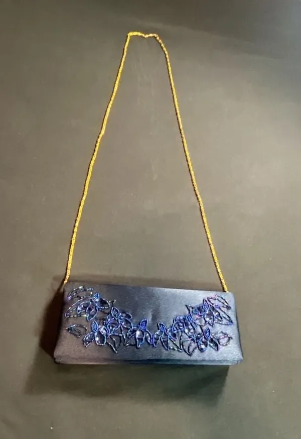 La Regale Blue Iridescent Beaded Satin Evening Clutch Bag with Chain - Image 3