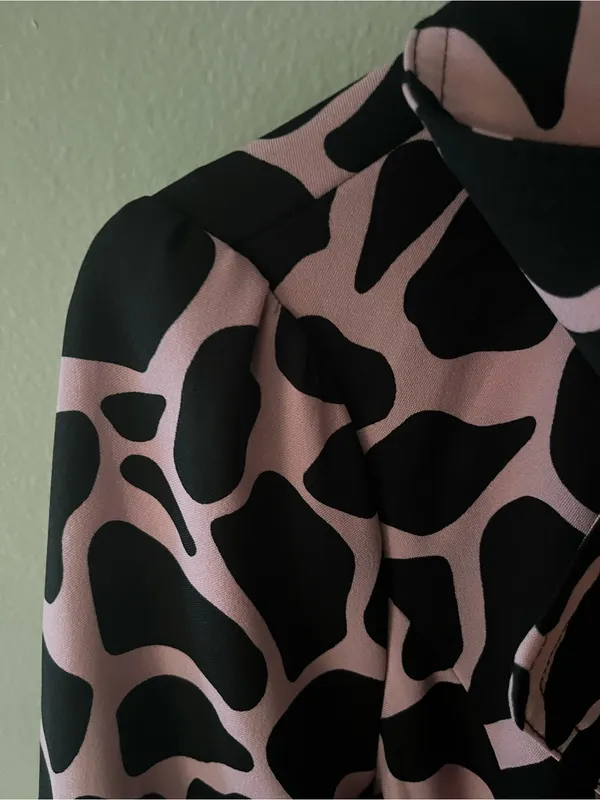 HeartSoul Black Trench Coat with Pink Spot Pattern - Image 4