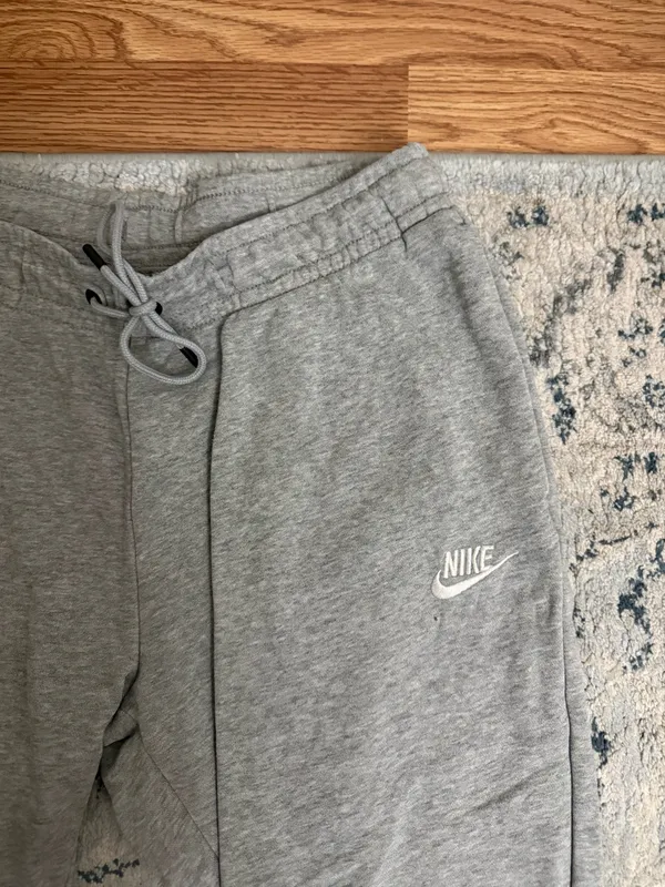 Grey Nike Joggers Women’s - Image 3