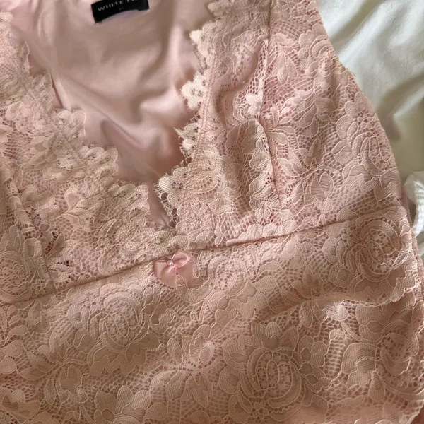White fox lace top  - Image 3