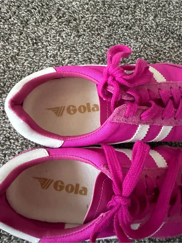 Gola Women's Bright Pink and White Retro Trainer - Image 3