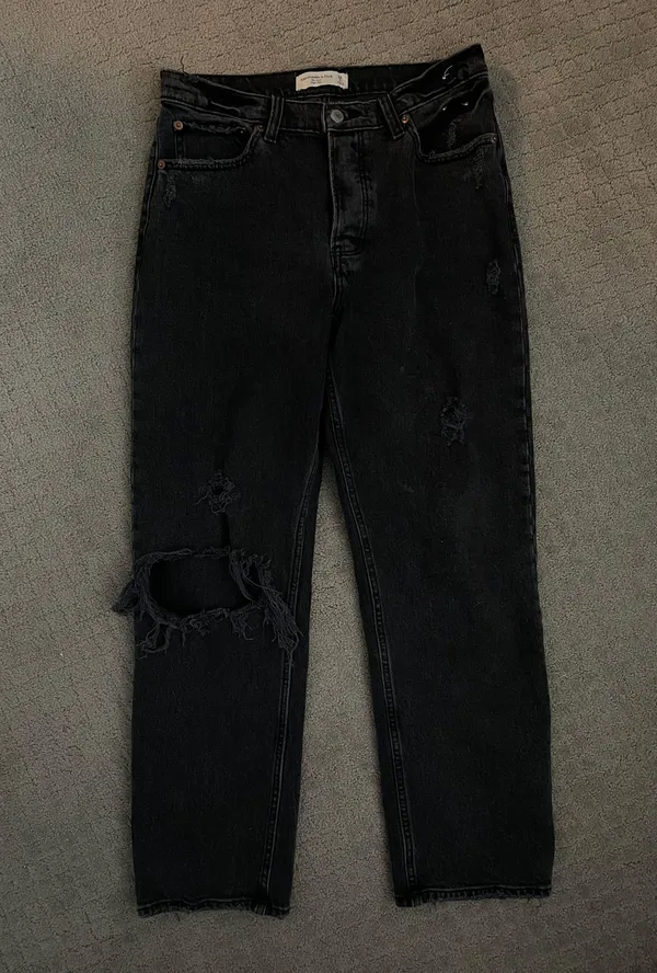 Abercrombie Jeans - Image 2