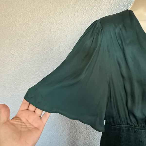 Reset‎ Satin Maxi Size Large Flowy Green - Image 3