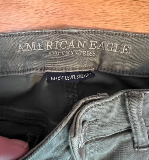 American Eagle Outfitters - Image 3