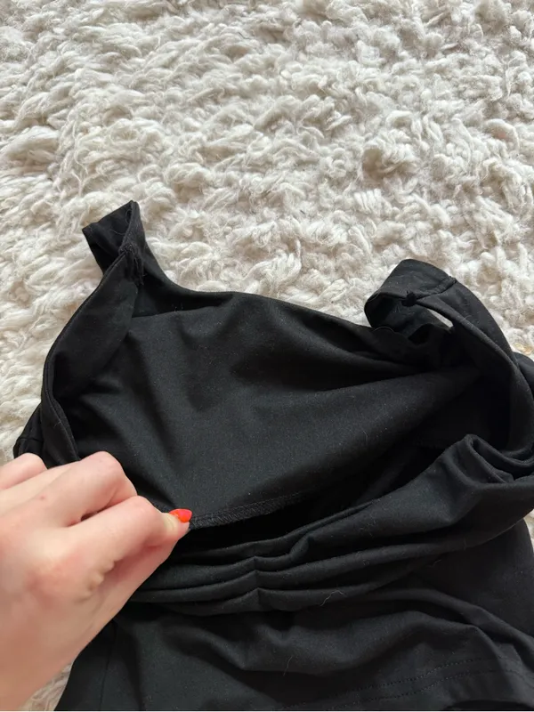 SheIn Black Tank Top with Twist Detail - Image 4