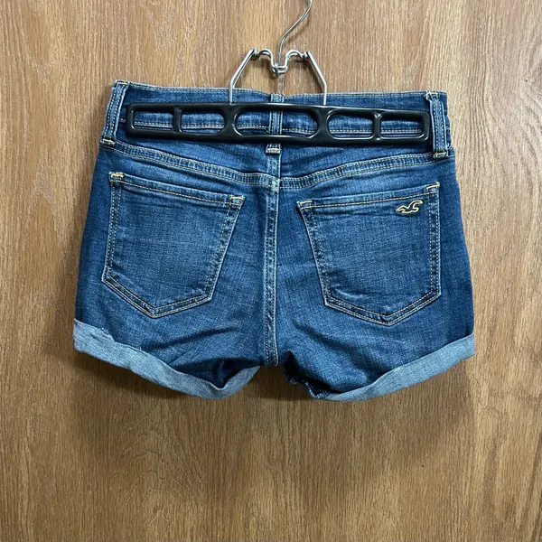 Hollister Pocket Logo Low Rise 3” Advanced Stretch Jean Shorts - Image 5