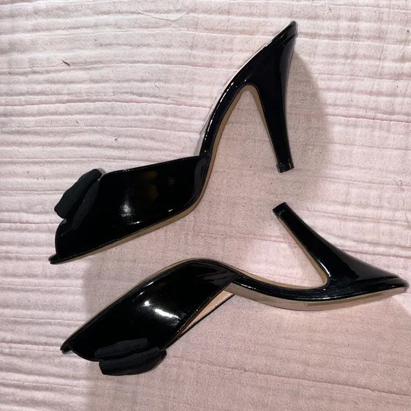Michael Kors Size 7.5 Peep Toe Heels - Image 5