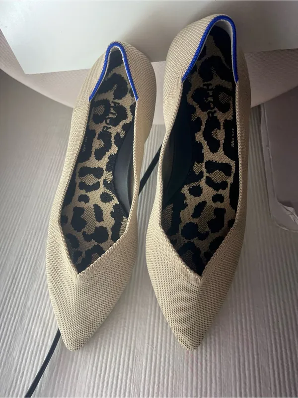 Rothy's Beige Pointed Knit Flats with Royal Blue Piping - Image 9