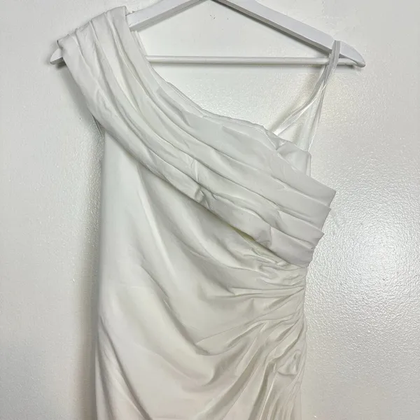 MAC DUGGAL Ruched One-Shoulder Trumpet Gown in White Size US 2 - Image 7
